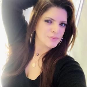 Meet your Posher, Edinea andrade